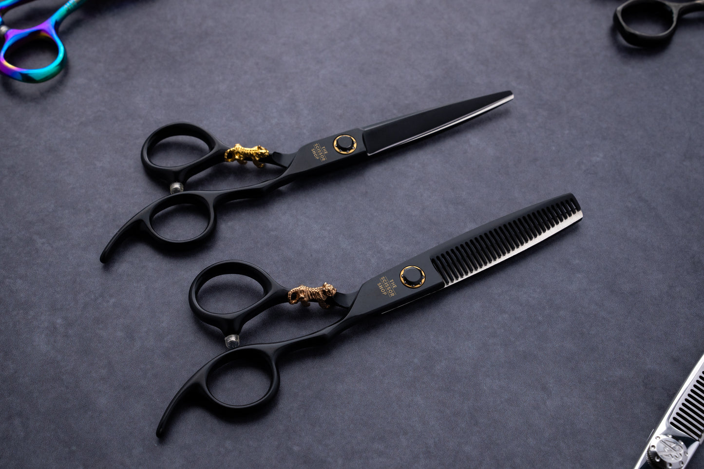 Left Handed Kura Tora Series 6" Japanese Steel Hairdressing Scissors