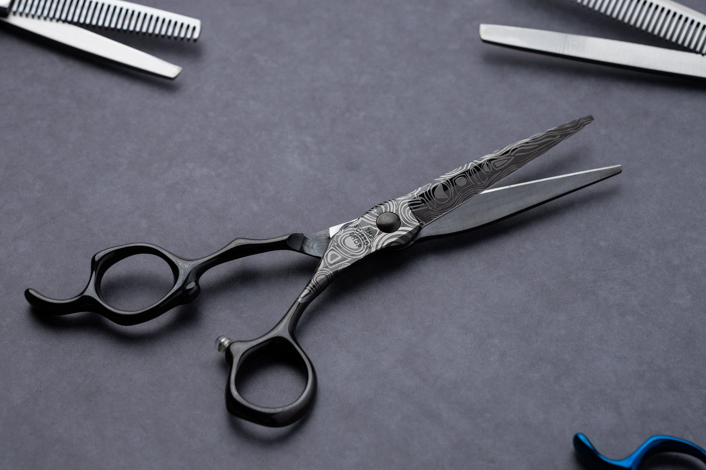 Kura Series 6" Japanese Steel Hairdressing Scissors